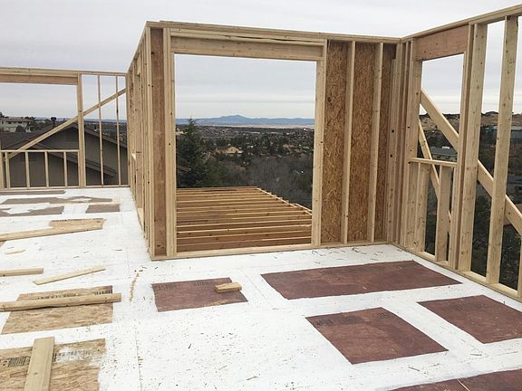 2nd image of 2261 Alta Vista Pl