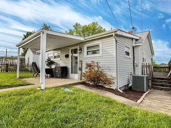 4th image of 1265/1261 E Sullivan Ct