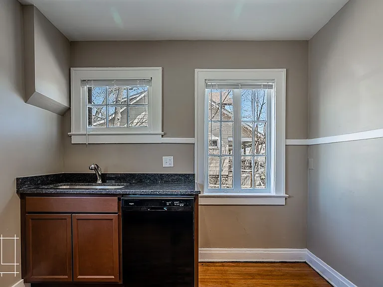 384 E. Maynard Ave — Photo 23