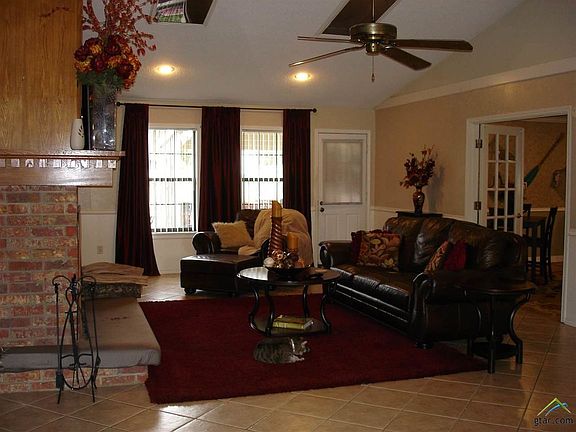 3rd image of 14429 Highmeadow Dr