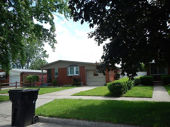 3rd image of 30440 Hennigan St