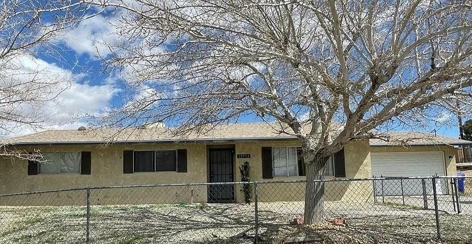 1st image of 15953 La Verida Ct