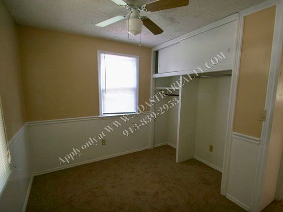 5th image of 11315 E 77th Ter