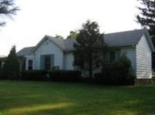 12736 County Line Rd, Winfield, IN 46307