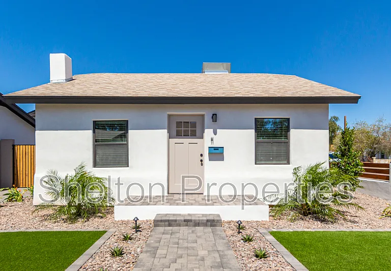 616 N 10th Ave #H — Photo 1