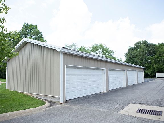 3rd image of 4105 W Hollow Creek Dr #101