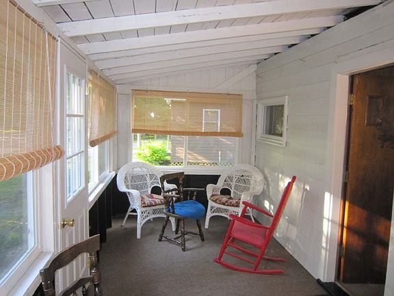 3rd image of 121 Central Ave