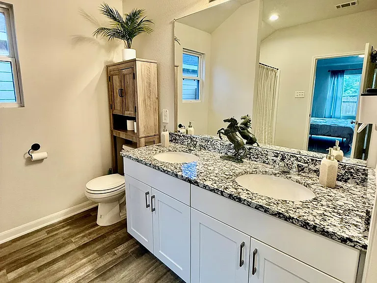 302 Del Monte Dr — Photo 12
