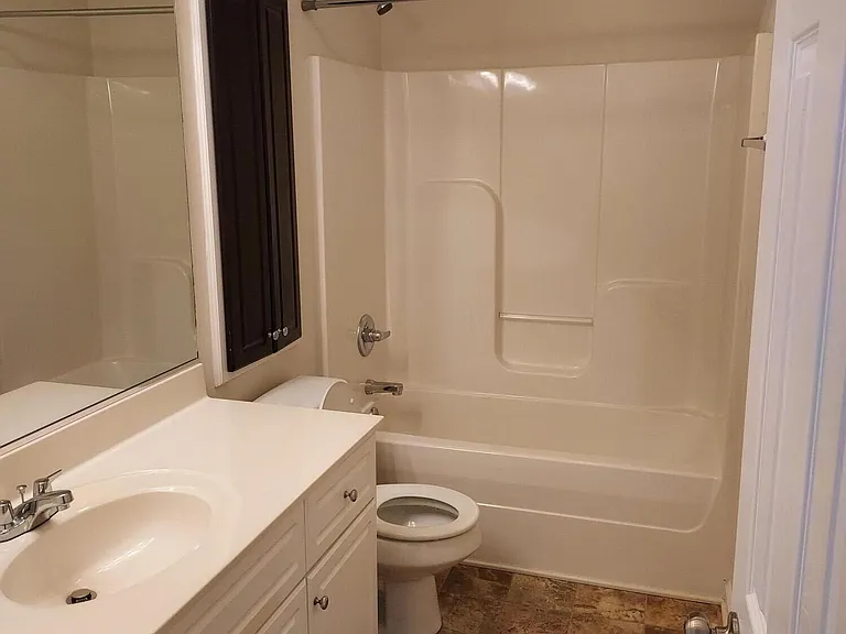665 Brook Trl — Photo 10