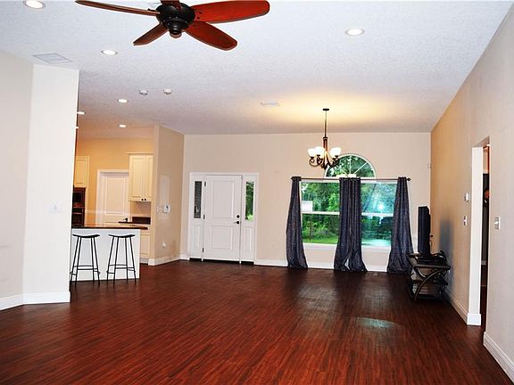 2nd image of 519 W Kingway Dr