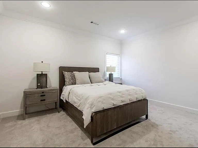 2301 N Marks Mill Ln — Photo 22