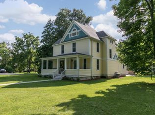 500 S Broadway St, Spring Valley, MN 55975