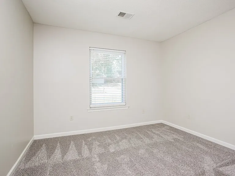 5822 Michaelson Dr — Photo 14
