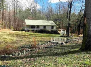 1613 Harris Creek Rd, Louisa, VA 23093