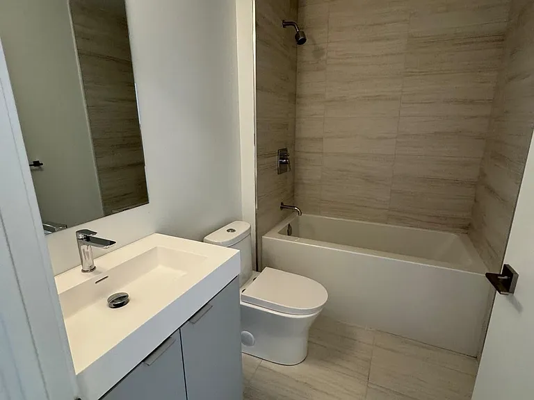 498 Caldari Rd #1423 — Photo 6