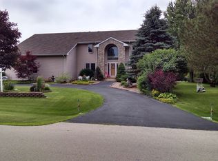 33600 Rebecca Rd, Kingston, IL 60145