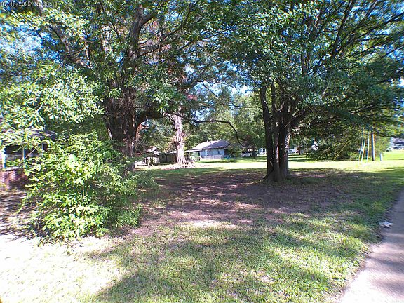 2nd image of 109 N 7th St