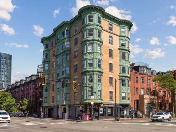 492 Massachusetts Ave APT 63, Boston, MA 02118
