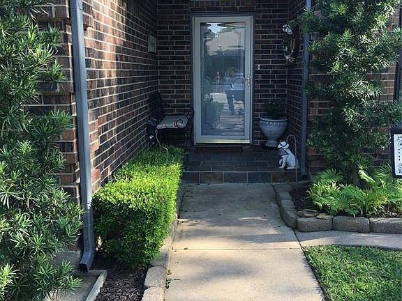 5th image of 6844 Parkwood Dr