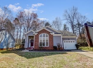 11010 Pale Hickory Ln, Charlotte, NC 28215