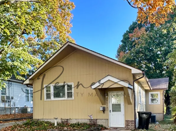 9623 E 9th St S, Independence, MO 64053