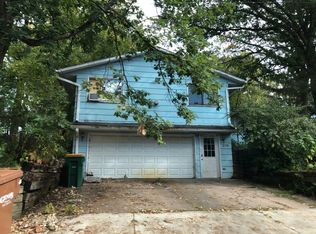 210 Dartmoor Rd, Saint Paul, MN 55115