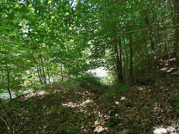4th image of 0 Applewood Ln #93