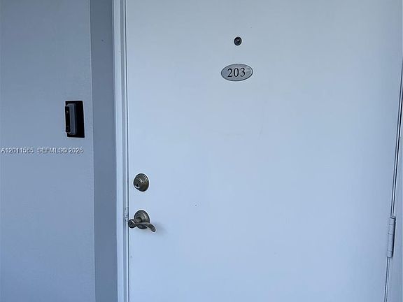 2nd image of 1000 SW 12th St APT 203