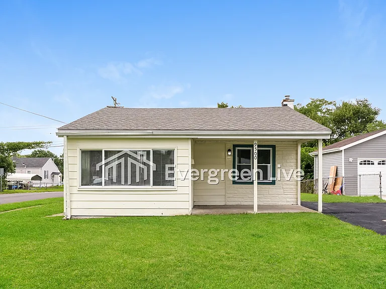 9500 Echo Ln — Photo 1