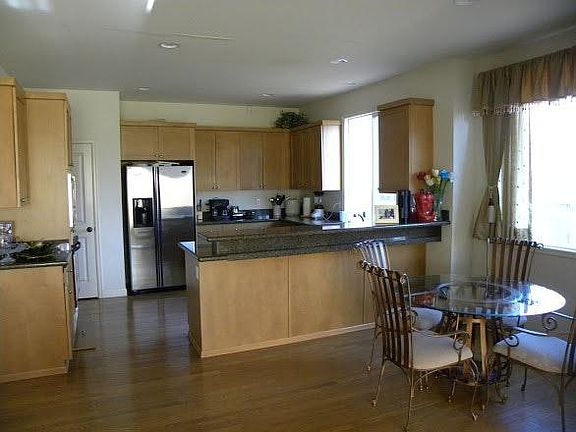 2nd image of 22919 NE 97th Pl