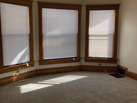 5th image of 86 S Howell St #1