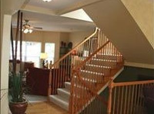 344 Remington Way Dr, Ballwin, MO