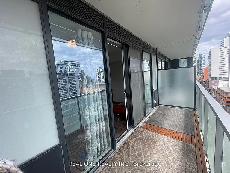 28 Wellesley St E #1203 — Photo 15