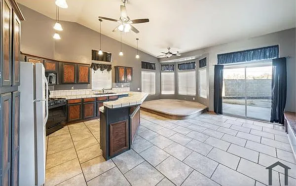 45136 Loma Vista Dr — Photo 10