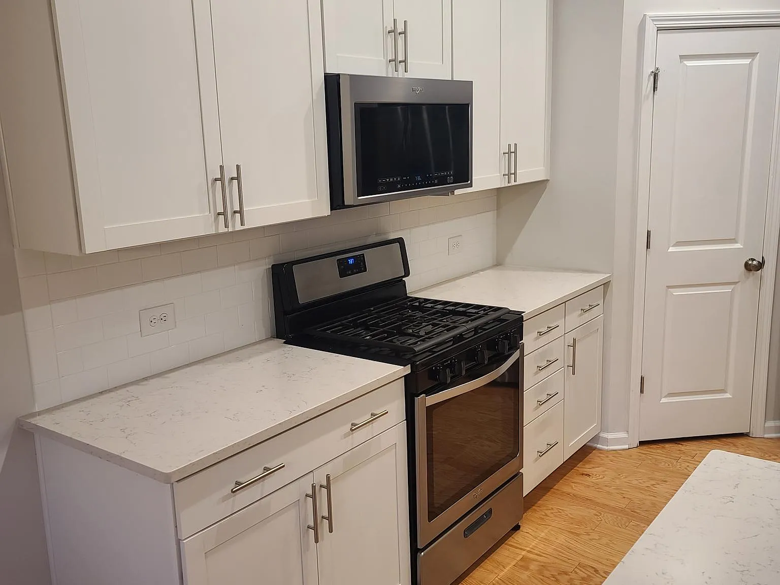 2825 Port Bow Ln — Photo 4