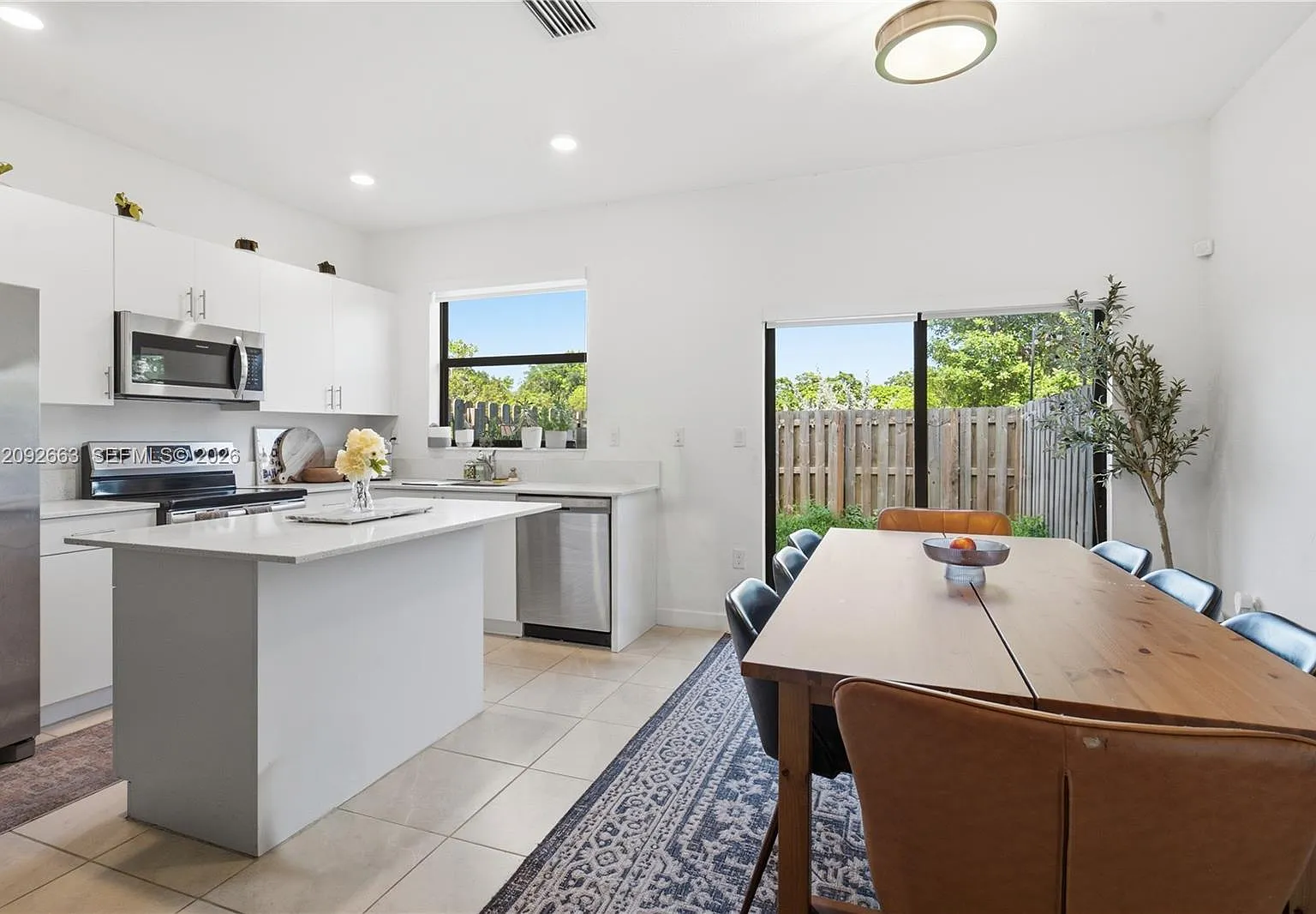 Enclave South Phase 2 — Photo 1