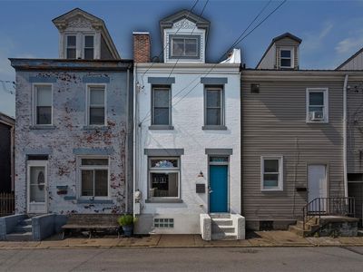 2532 Larkins Way, Pittsburgh, PA, 15203