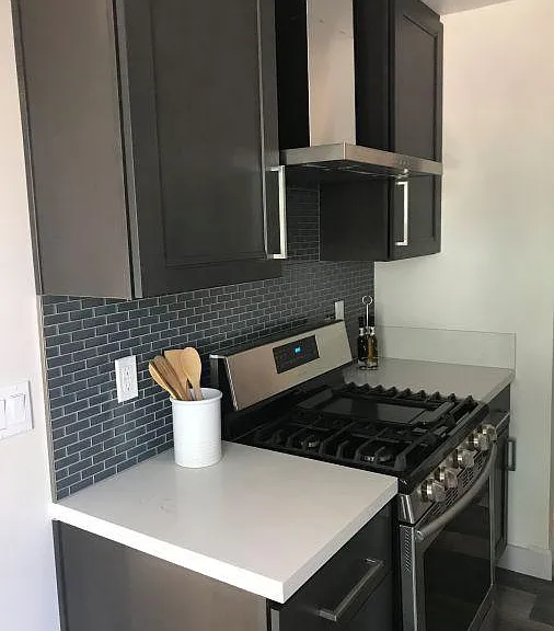 107 W Dryden St — Photo 4
