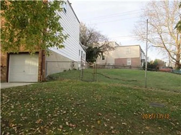 1601 Bonwood Rd — Photo 19