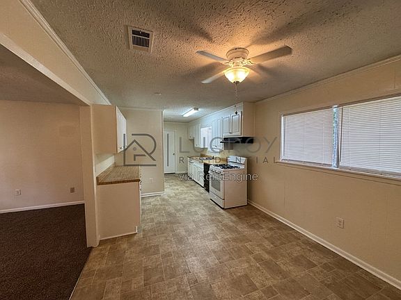 5th image of 3203 Harle St