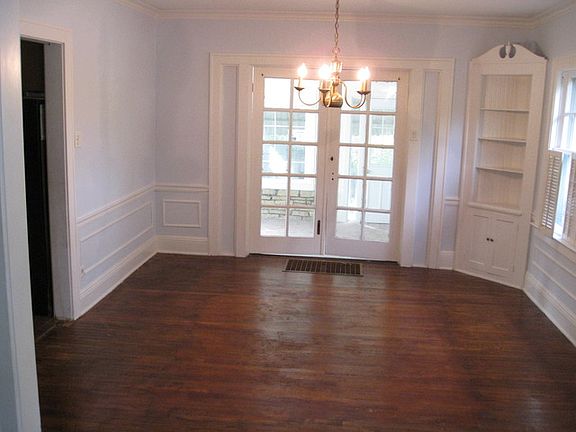 5th image of 954 Glenwood Ave
