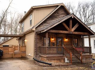 307 SW Roosevelt St, Topeka, KS 66606