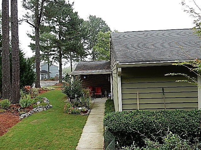 1st image of 72 Sandalwood Cir