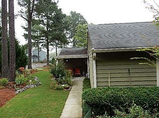 72 Sandalwood Cir, Lawrenceville, GA