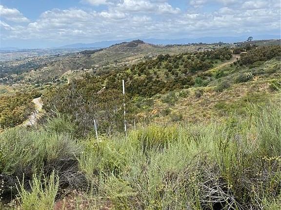 4th image of 0 Aquaduct Rd