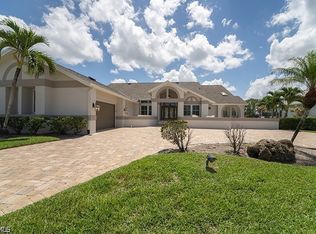 16918 Timberlakes Dr, Fort Myers, FL 33908
