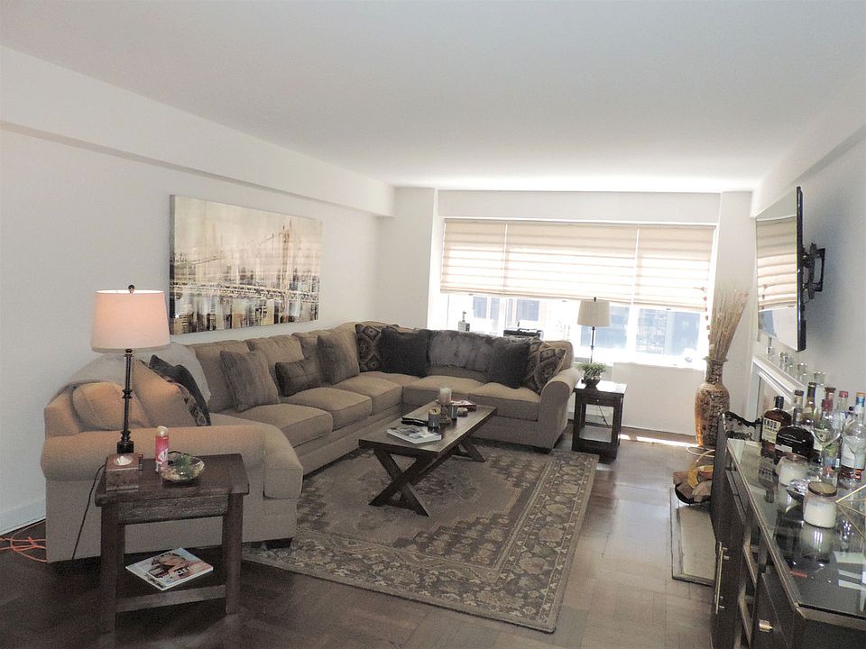1st image of 39 W 58th St #9A
