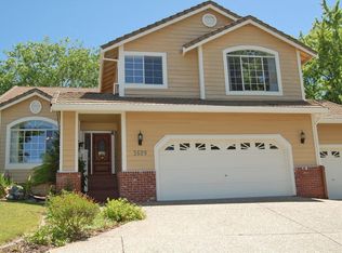 3509 Sombra Ct, Cameron Park, CA 95682