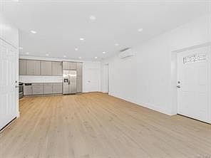 2nd image of 6140 Delafield Ave #2
