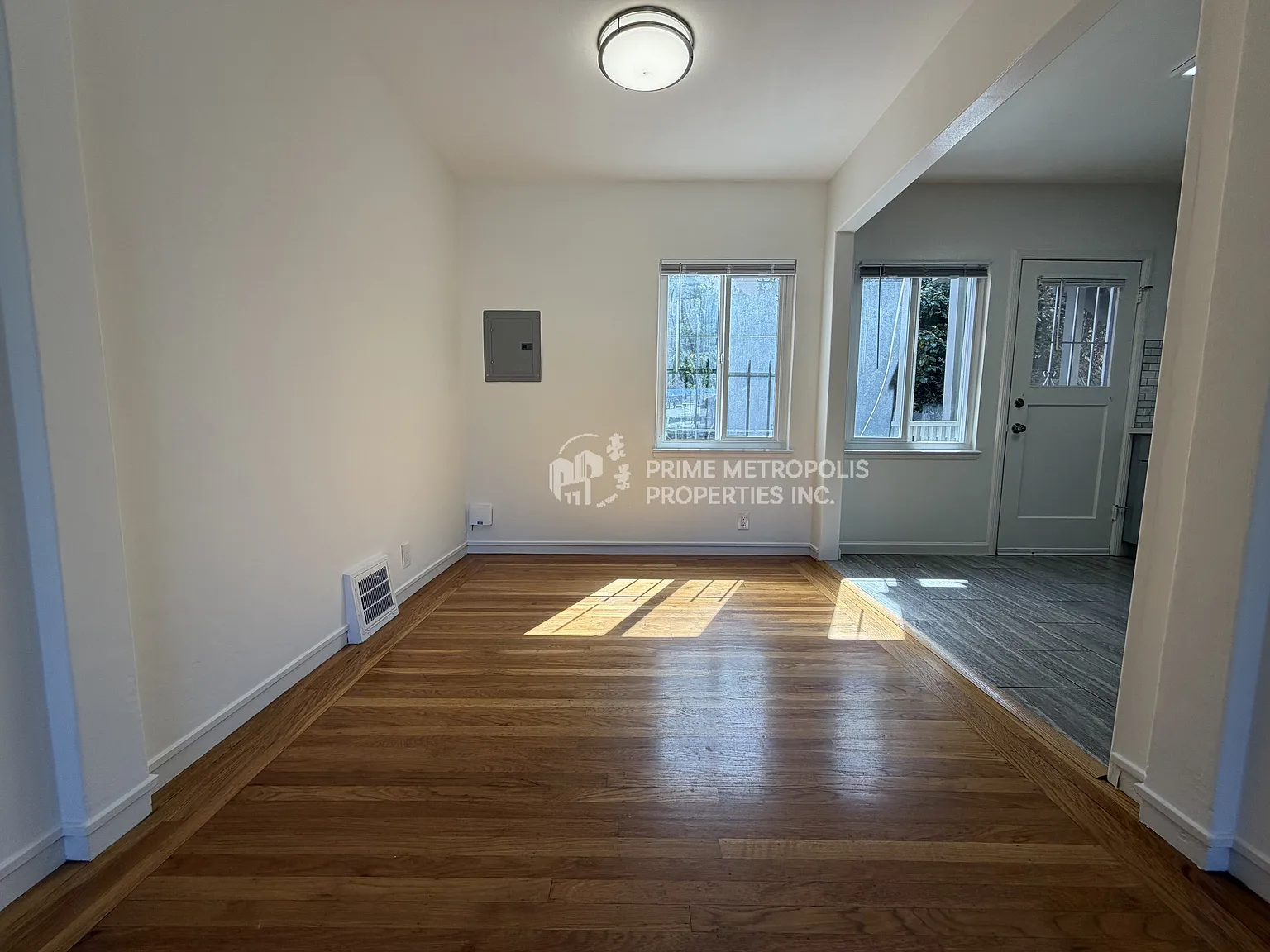 605 Hillsborough St. Oakland CA 94606 HHL - 1 — Photo 4